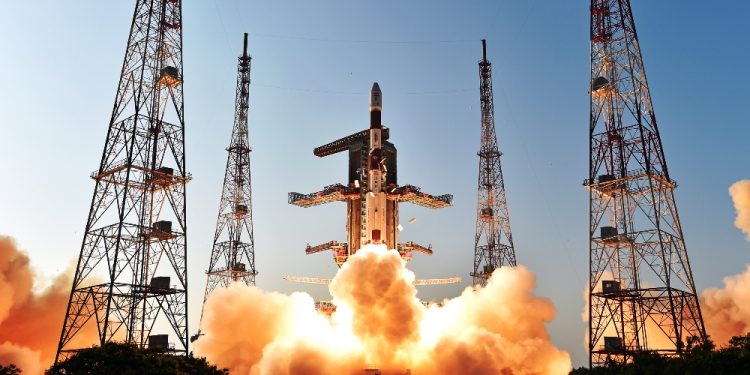 India Tunda Peluncuran Misi ke Bulan