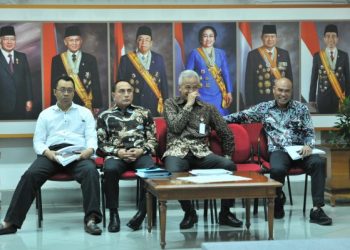 Gubernur Viktor Laiskodat Tawarkan Festival Memanggil Ikan