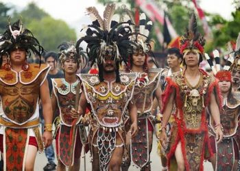 Pesona Budaya Dayak Diajang Kelam Tourism Festival 2019