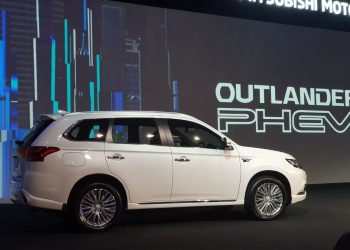 Pertama di Asean, Mitsubishi Luncurkan Mobil Hibrida di Indonesia