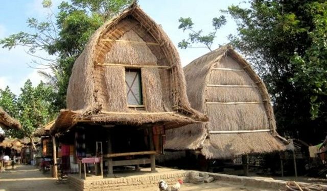 Pemerintah Luncurkan Desa Wisata Sasak Ende, Seperti Apa Uniknya?