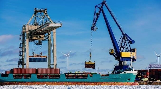 Bangun Pelabuhan di Gresik, UEA Gelontorkan Rp16,8 Triliun