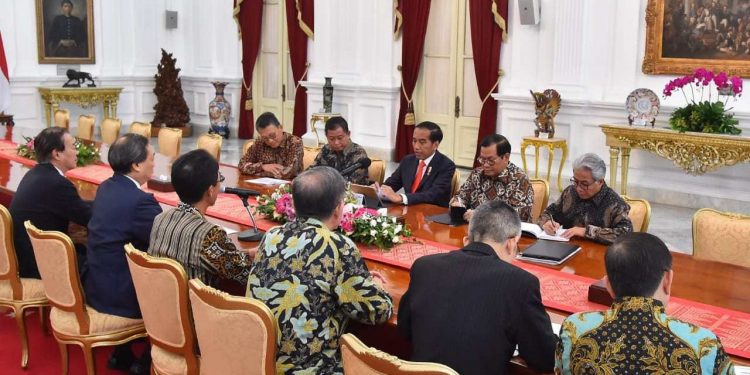 Jokowi Optimis Investasi di Blok Masela Mulai Produksi 2027 1