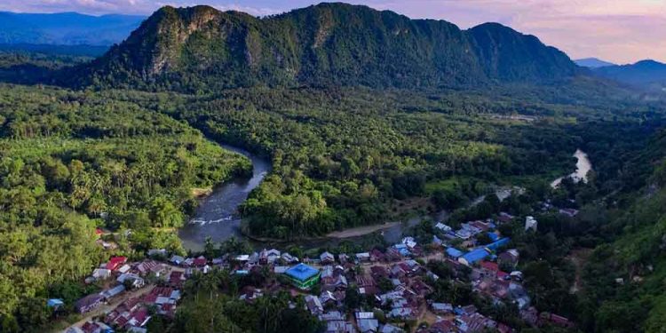 Menpar Dorong Pegunungan Meratus Jadi Geopark Dunia