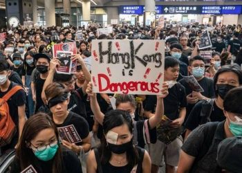 Demi Keamanan, Cathay Pacific Tangguhkan Penjualan Tiket di Bandara Hong Kong