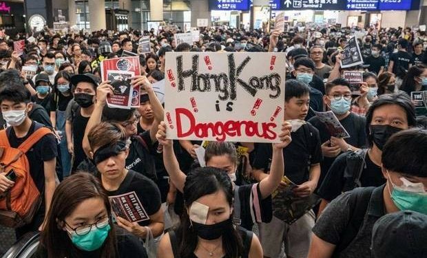 Demi Keamanan, Cathay Pacific Tangguhkan Penjualan Tiket di Bandara Hong Kong