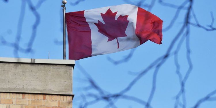 Canada Larang Staf Konsulatnya ke China
