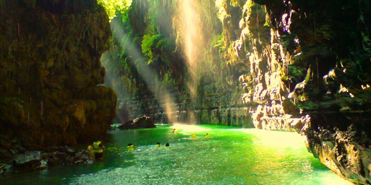 Kekeringan, Wisata Green Canyon Tutup