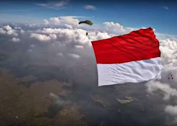 GEMPITA HUT RI : Merah Putih Berkibar di Angkasa