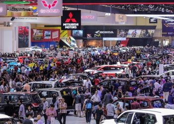 Tren Kendaraan Listrik Ancam Bisnis Pertamina Dimasa Depan