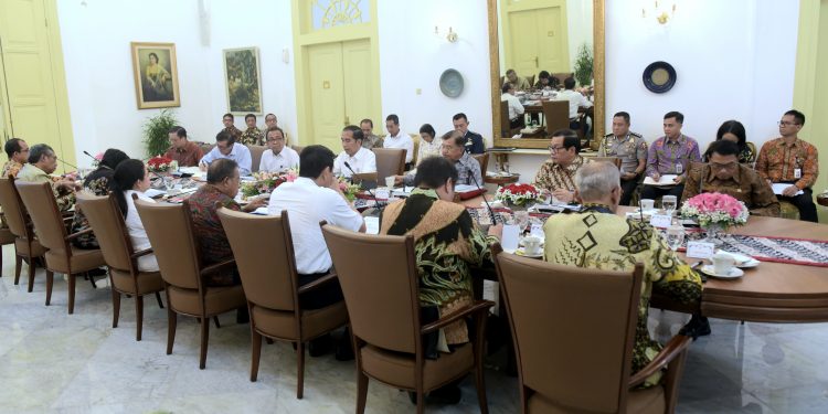 Demi Lingkungan, Jokowi Perintahkan Impor Sampah Dikendalikan 1 Demi Lingkungan, Jokowi Perintahkan Impor Sampah Dikendalikan