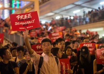 Ribuan Massa Kembali Berdemonstrasi di Hong Kong