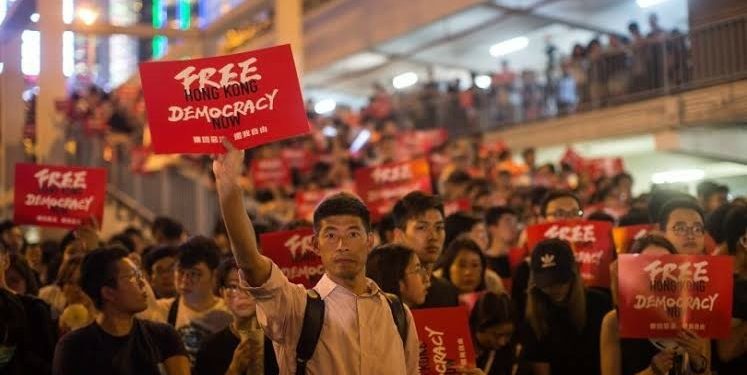 Ribuan Massa Kembali Berdemonstrasi di Hong Kong