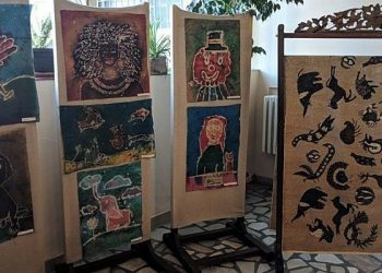 Pesona Batik Indonesia Memancar di Bulgaria