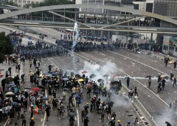 Imbas Demonstrasi di Hong Kong, Belasan Penerbangan Dibatalkan