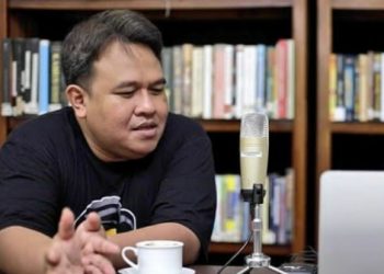 Mengapa Jurnalis Dandhy Laksono Harus Dibungkam oleh Rezim Jokowi?