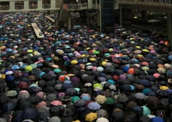 Ribuan Demonstran Hong Kong Peringati 5 Tahun Gerakan Payung