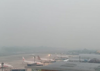 Bencana Kabut Asap Hambat Penerbangan di Indonesia
