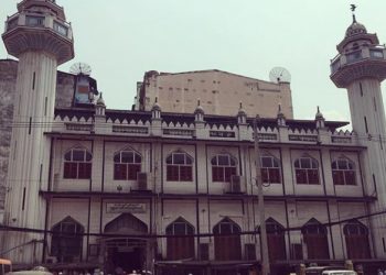 Umat Muslim di Myanmar Minta 100 Masjid Dibuka Kembali