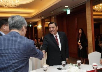 Menko Luhut Ajak Korsel Investasi di Bidang Teknologi Maju di Indonesia