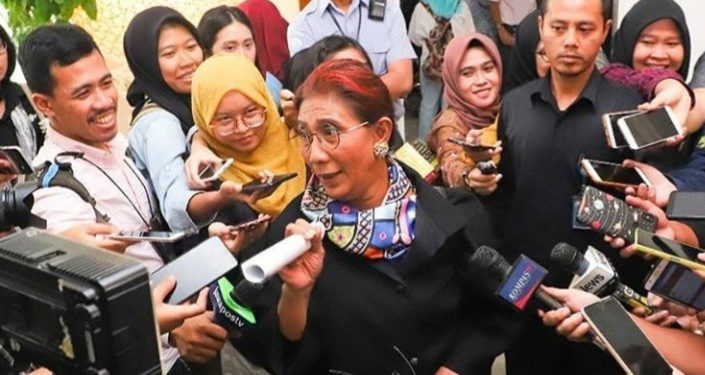 Susi Pudjiastuti Kecam Langkah Indonesia Ekspor Benih Lobster 1 Mengapa Menteri Susi Larang Keras Tangkap Ikan Pakai Cantrang?