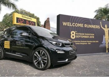 Pertama Kali, BMW Jajal Mobil Listrik di Bali