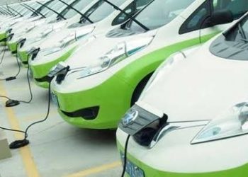 Menperin Inisiasi Menteri di Indonesia Pakai Mobil Listrik 2021