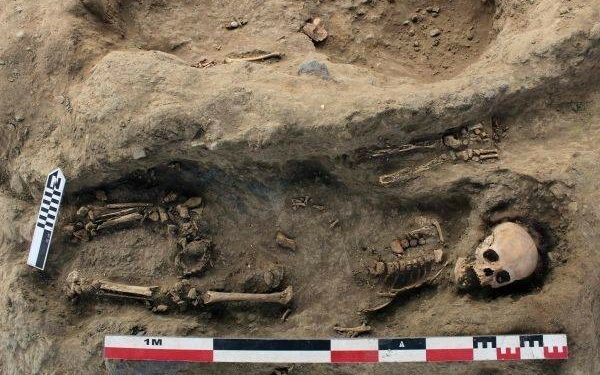 Para Arkeolog Temukan Makam Anak-anak Terbesar di Dunia