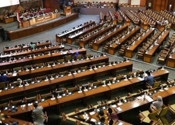 DPR RI Putuskan Tunda Lima Rancangan UU