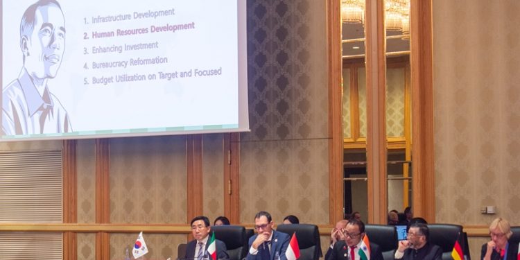 Indonesia Pamerkan Kartu Pra Kerja di Forum G20