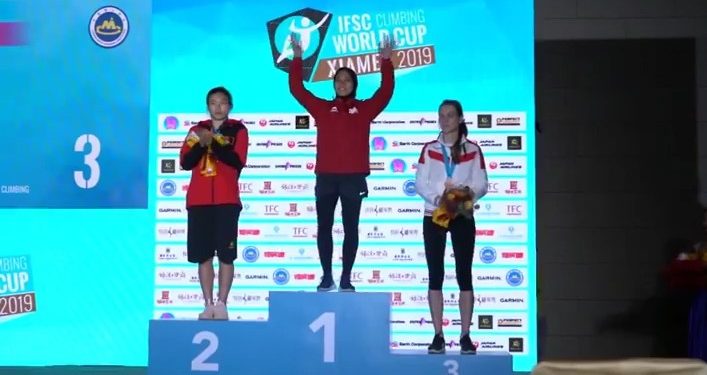 Rebut Emas, Atlit Indonesia Aries Susanti Pecahkan Rekor Dunia Panjat Tebing