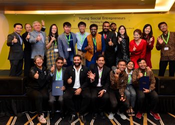 Nyampah Corporation Jadi Pemenang   Pitching for Change Diajang YSE Singapura