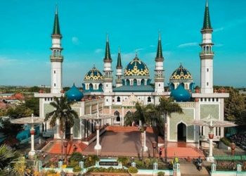 Indonesia Bangun Kawasan Wisata Religi Bernuansa Timur Tengah di Tuban