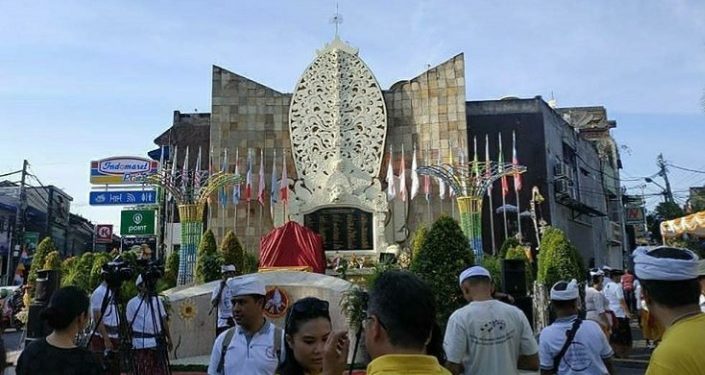 Ratusan Orang Peringati 17 Tahun Tragedi Bom Bali