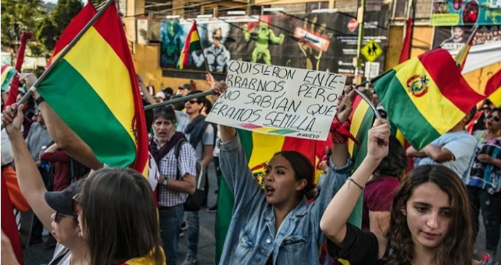 Ditengah Protes Massa, Presiden Bolivia Mundur dari Jabatannya