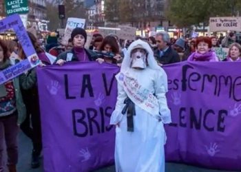 Kekerasan Gender Memicu Aksi Demonstrasi Ribuan Warga Prancis