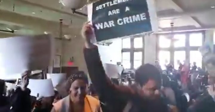 Mahasiswa Harvard Walk Out Saat Dubes Israel Isi Kuliah