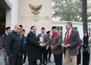 Tebar Perdamaian, Delegasi Santri Indonesia Road Show ke China