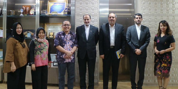 LIPI Jajaki Kerja Sama Sains dan Teknologi  dengan Iran