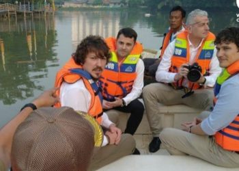 Bekasi Terima Bantuan 3 Kapal Pembersih Sungai dari Lembaga Lingkungan