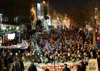 Protes China Meluas, Aksi Solidaritas untuk Uighur Menggema di Turki