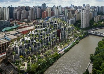 Bangunan di Shanghai Ditanami Beragam Spesies Flora