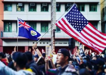 Gerakan Pro Demokrasi Meluas, Demonstran Hong Kong Kibarkan Bendera Amerika