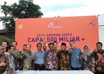Indonesia Ekspor Daging Ayam dan Pakan Ternak Senilai Rp506,2 Miliar ke Timor Leste