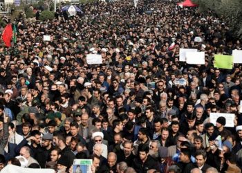 Gelombang Aksi Mengecam Amerika Menggema di Iran
