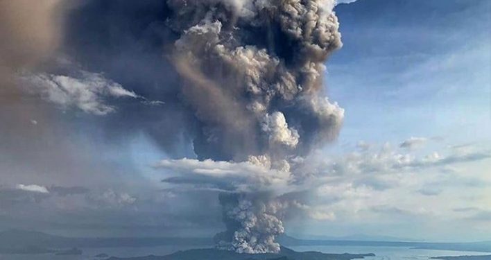 Kota Manila, Filipina Lumpuh Akibat Erupsi Gunung Taal