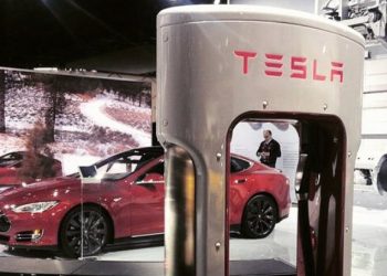 Gandeng Ahli Fisika, Tesla Kembangkan Teknologi Battery Pack