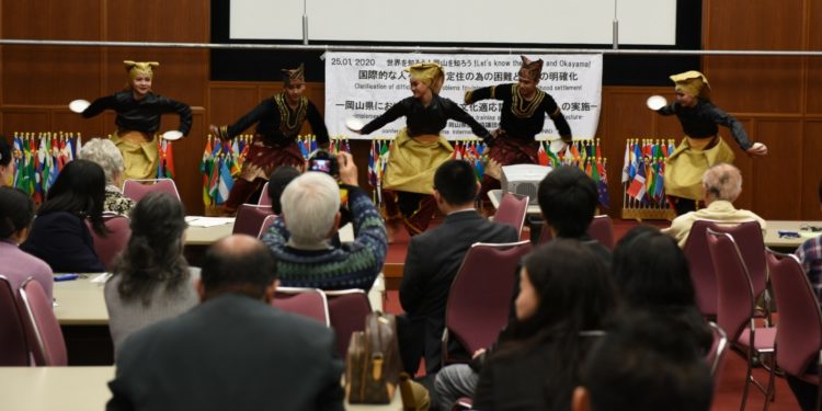 Masyarakat Internasional di Okayama Apresiasi Pagelaran Tarian Indonesia