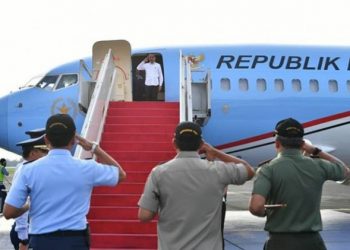Jokowi Bersama Panglima TNI Terbang ke Natuna, Pastikan Kedaulatan Indonesia Terjaga
