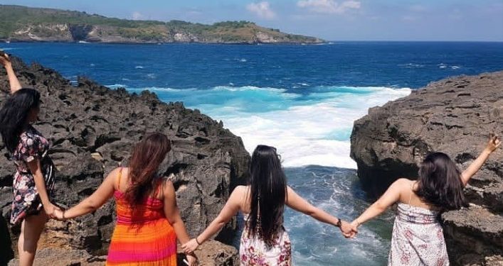 Imbas Covid-19, Lebih 17 Ribu Wisatawan Mancanegara Tinggalkan Bali 1 Imbas Wabah Covid-19: 40 Ribu Wisatawan Dunia Batal ke Bali, Rp1 Triliun Melayang